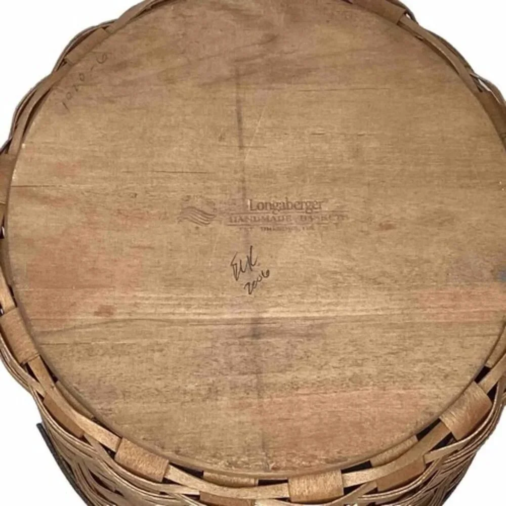 Longaberger Handwoven Basket 2006 Signed Honey Wood Farmhouse Decor Rare Weaved - Picture 3 of 6